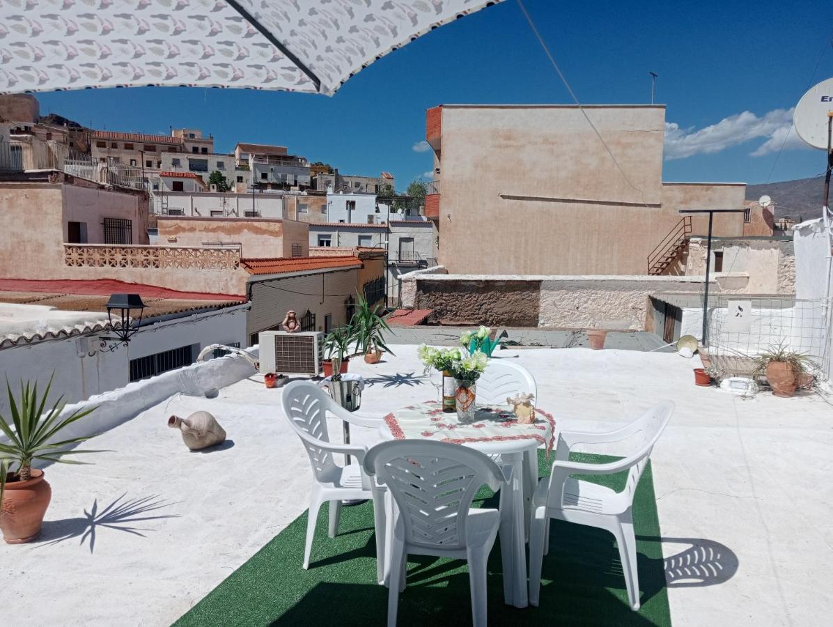 Charming House In Illar With Mountain View And Balcony Vila Exterior foto