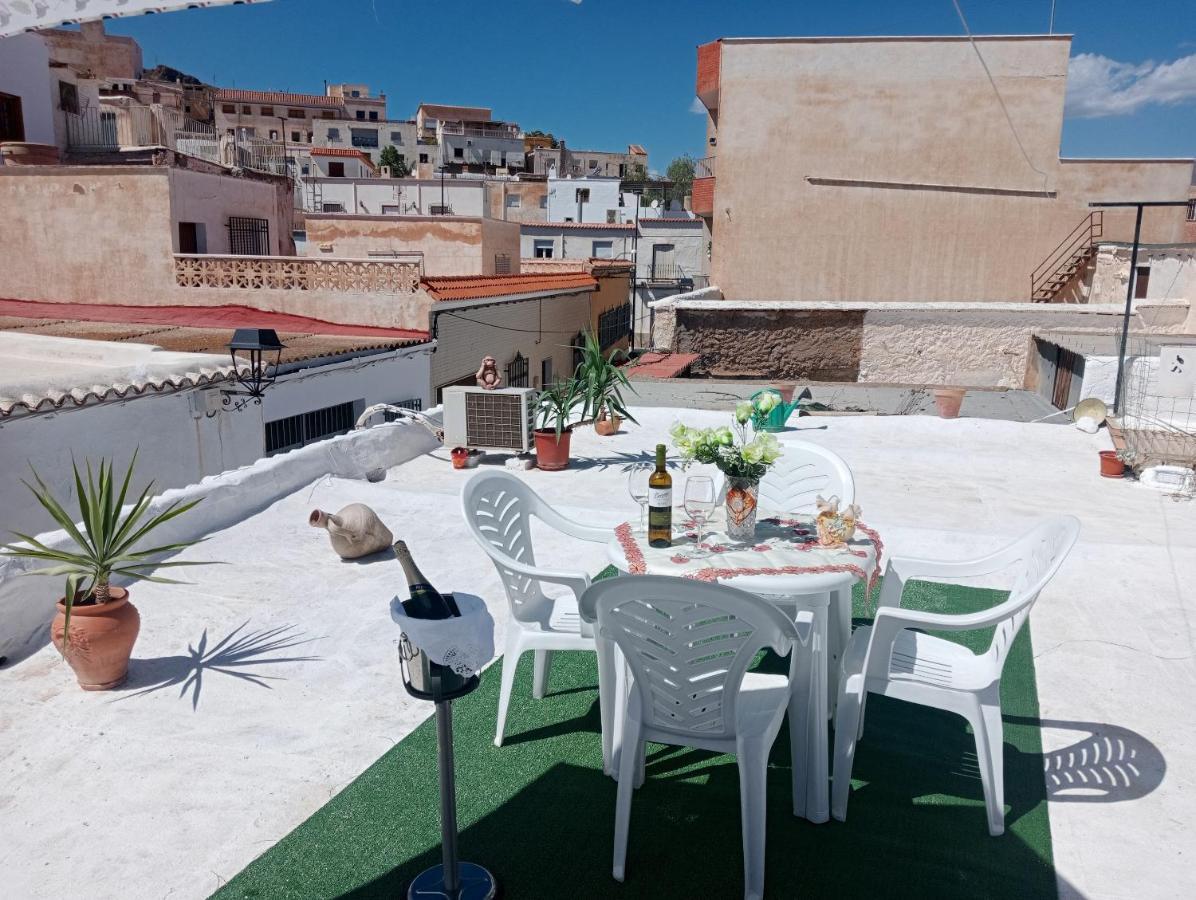 Charming House In Illar With Mountain View And Balcony Vila Exterior foto