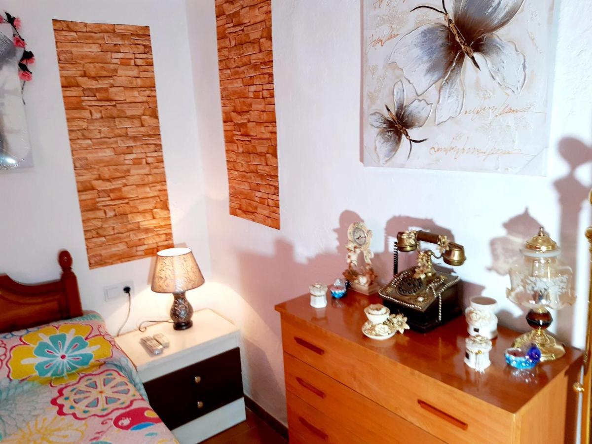 Charming House In Illar With Mountain View And Balcony Vila Exterior foto
