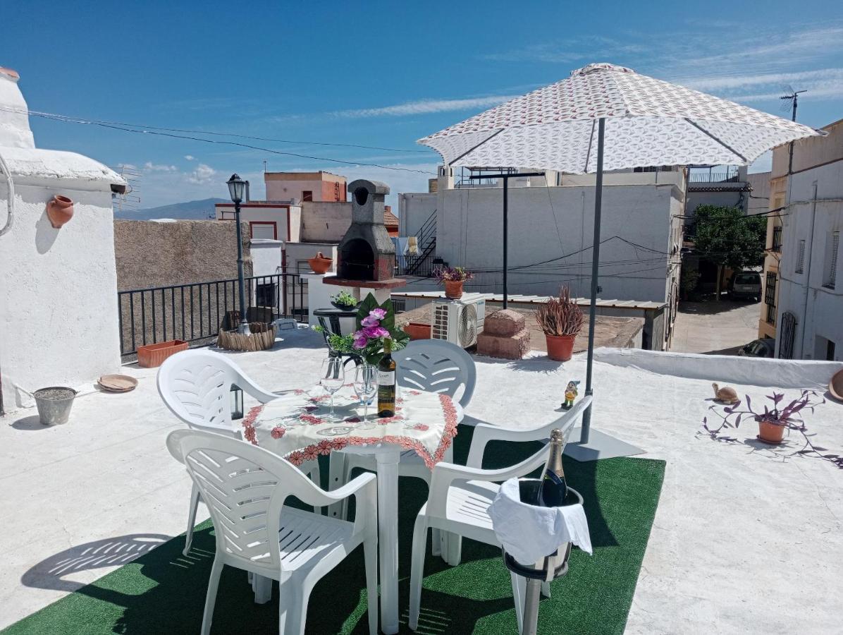 Charming House In Illar With Mountain View And Balcony Vila Exterior foto
